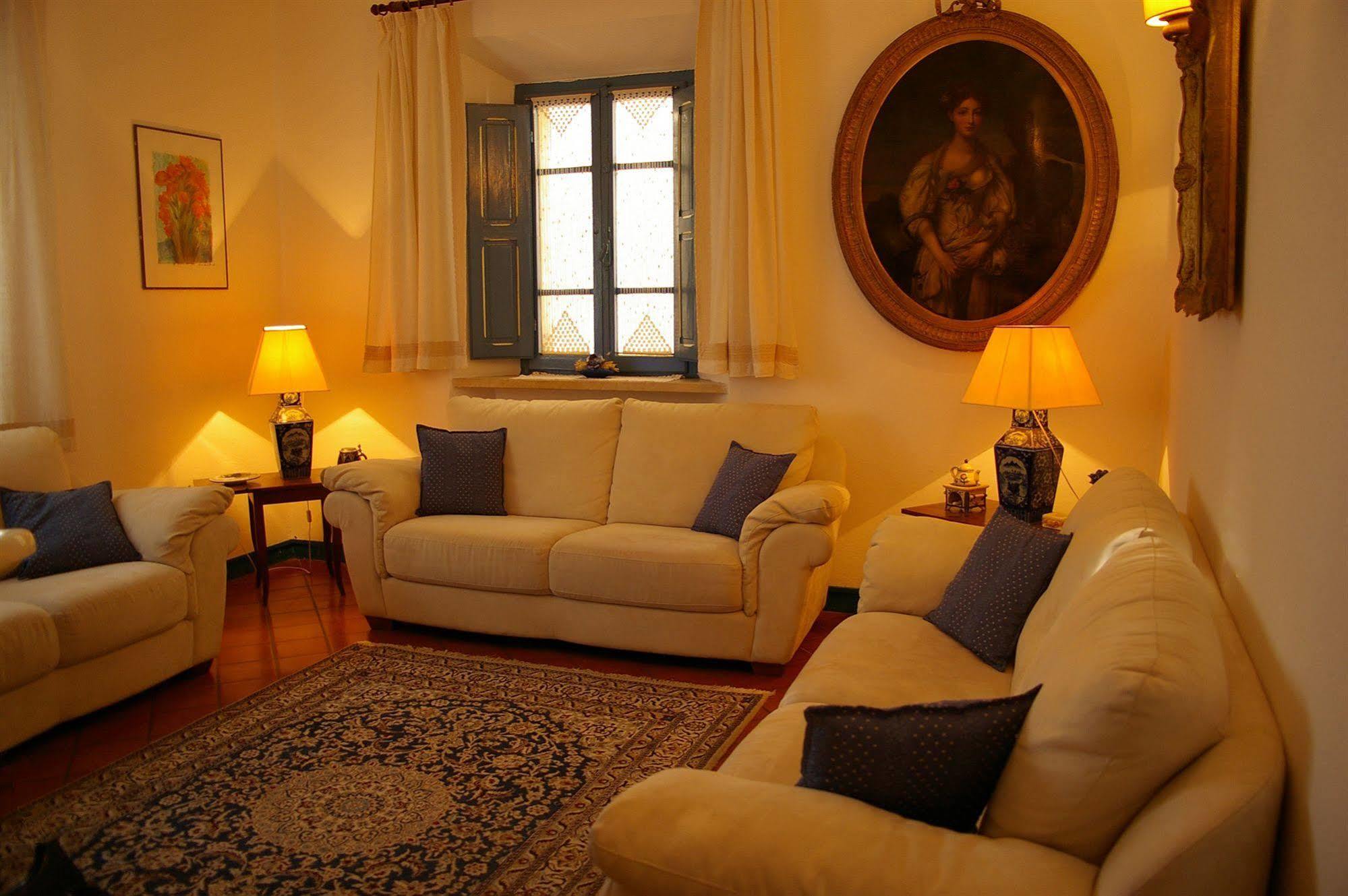 Clodia Hotel